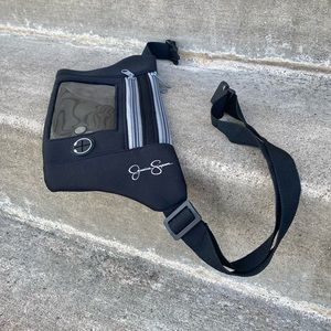 JESSICA SIMPSON BLACK TOUCHSCREEN POUCH AND FANNY PACK
